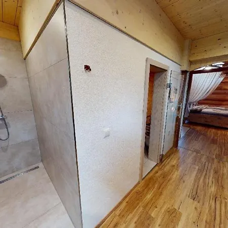 木屋 Willis Huette Zachenberg