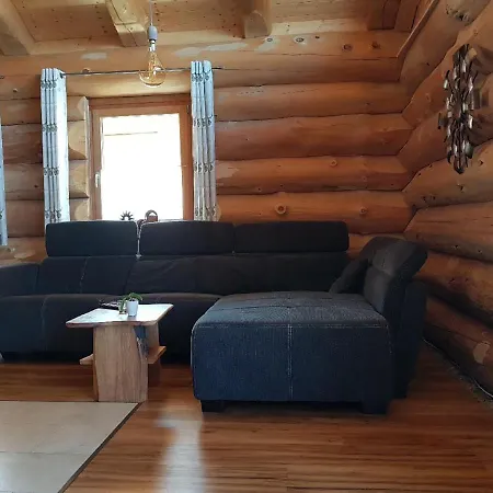 Chalet Willis Huette