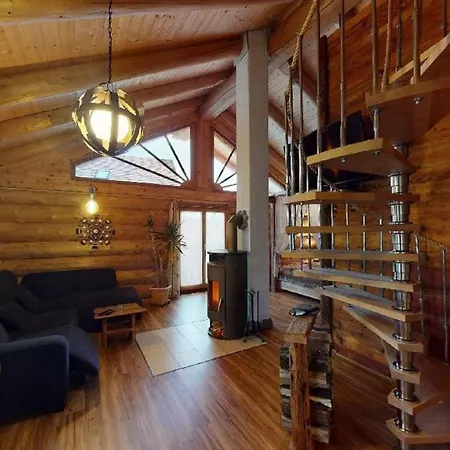 Willis Huette Chalet *