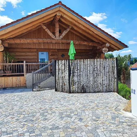 Chalet Willis Huette