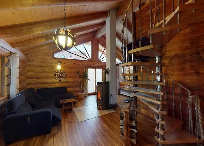 Willis Huette Chalet *