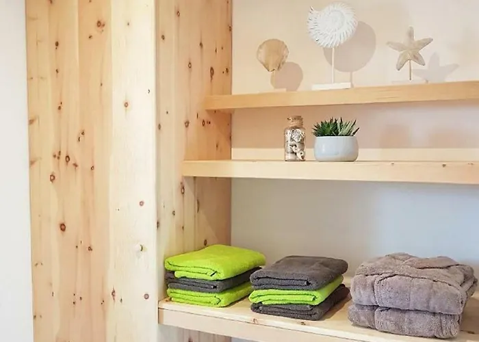 Willis Huette Chalet Zachenberg