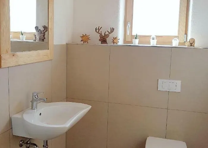 Willis Huette Chalet