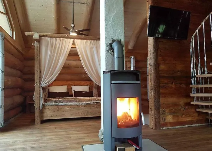 Willis Huette Chalet *