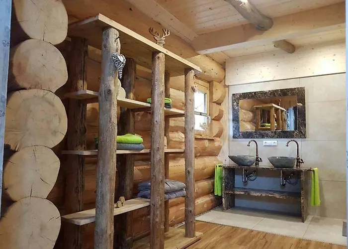 Willis Huette Chalet